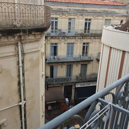 Charmant Appartement Hyper Centre Comedie モンペリエ エクステリア 写真
