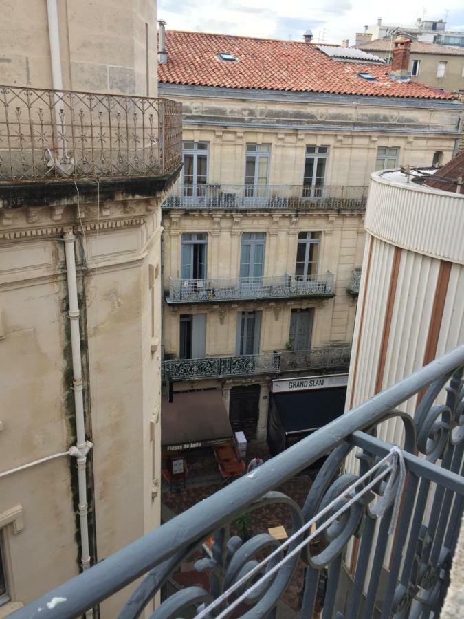 Charmant Appartement Hyper Centre Comedie モンペリエ エクステリア 写真